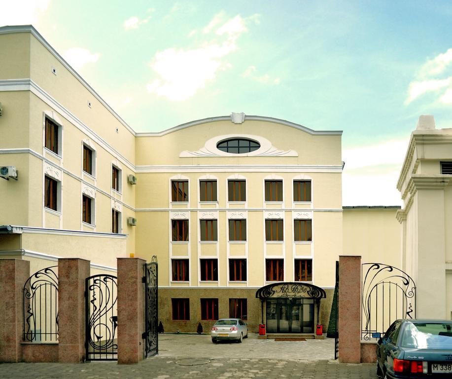 Ar Nuvo Hotel Karagandy Exterior foto
